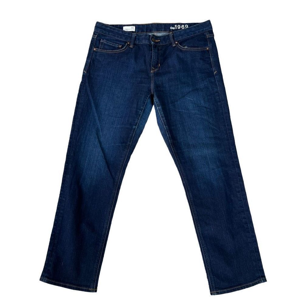 Gap women’s real straight jeans size 32S
